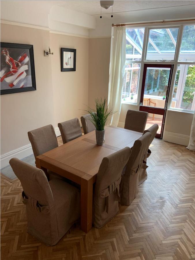 Entire Seaside Home, Sleeps 8, All En-Suite Rooms New Brighton Luaran gambar